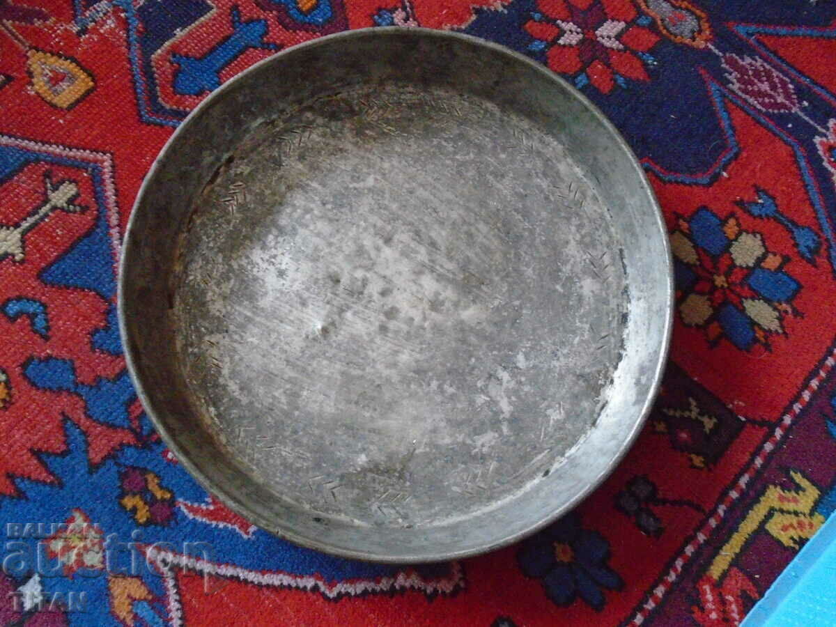 large copper pan, 34/5 cm.