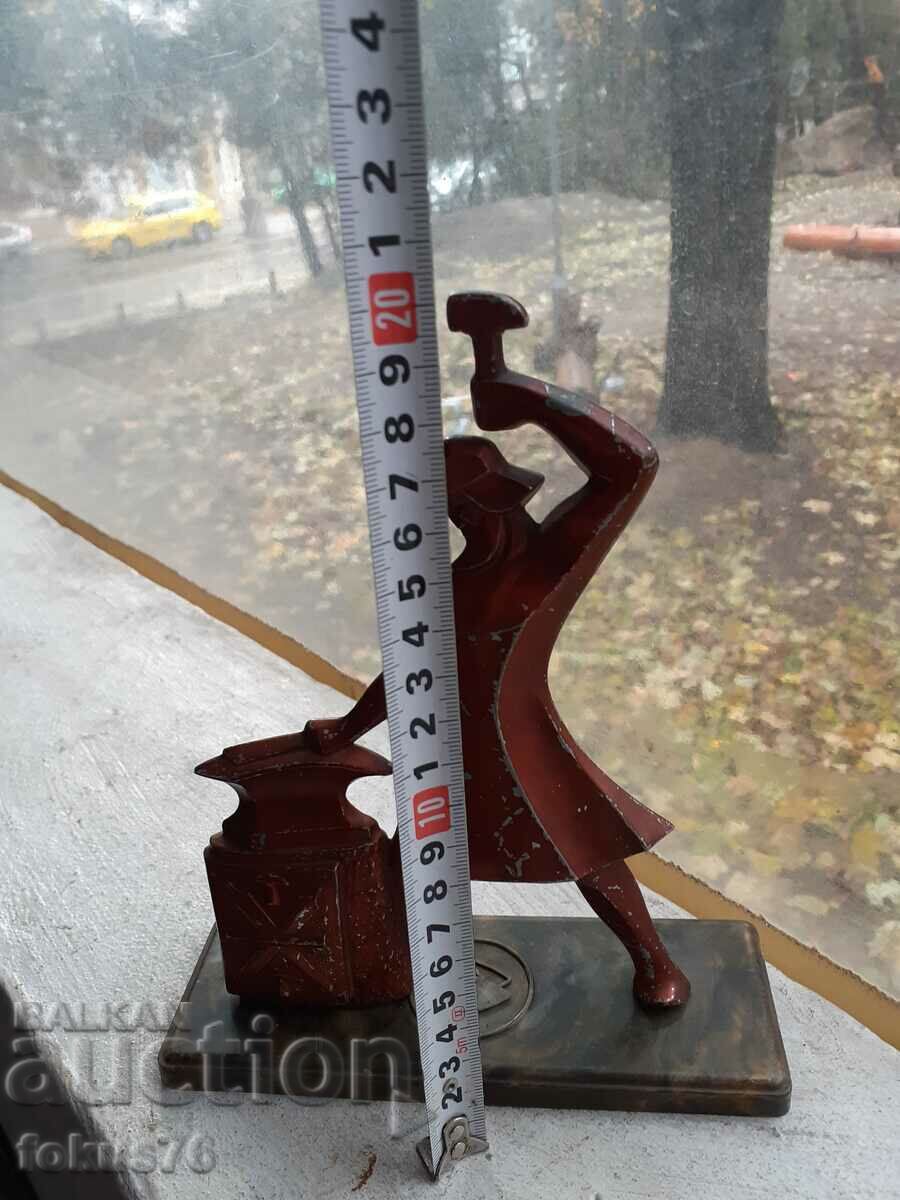 Old Russian Soviet statuette figure - Tula - 6 Old Russian Soviet statuette figure - Tula - 6