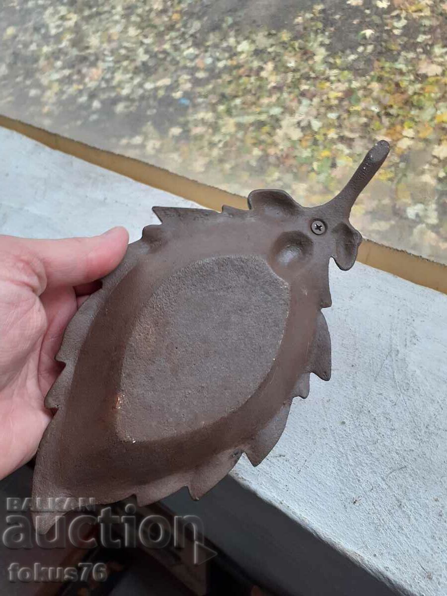 Старо малко чугунено плато с пиленце - 5 Старо малко чугунено плато с пиленце - 5