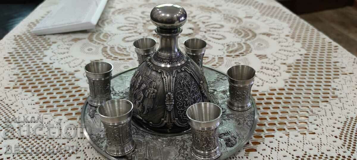 Delivery of Gorgeous Liquor Service - Green brandy