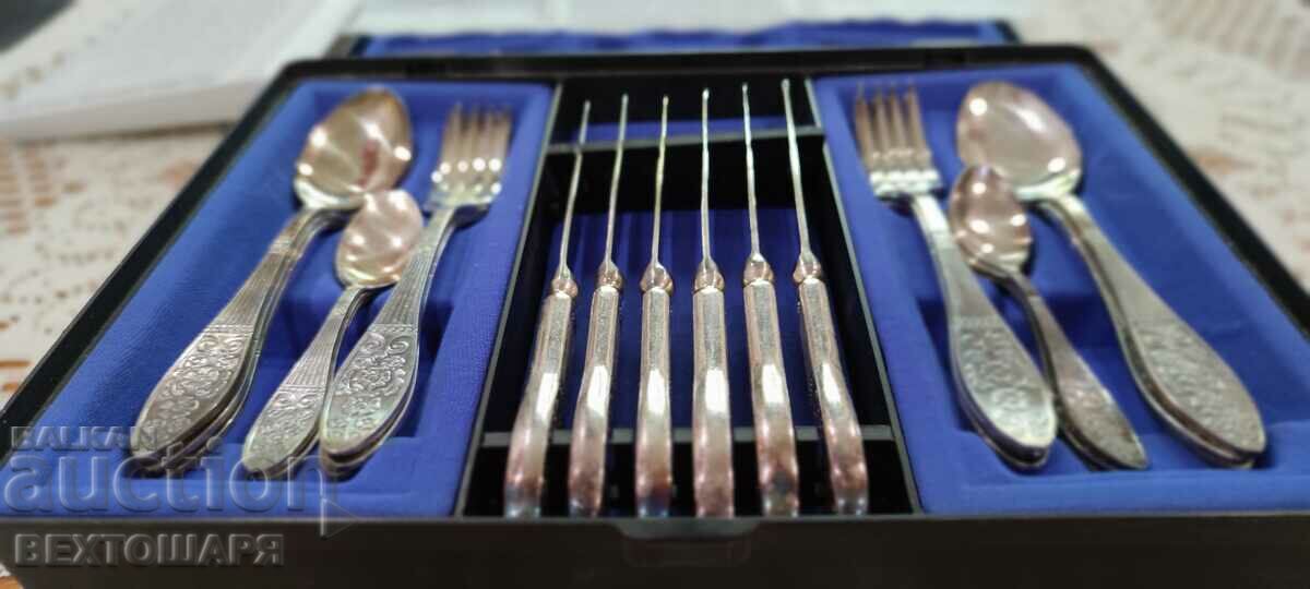 Antique Deep Silver Plated Russian Cutlery with price 400.00 BGN | € 204.52 Antique Deep Silver Plated Russian Cutlery with price 400.00 BGN | € 204.52