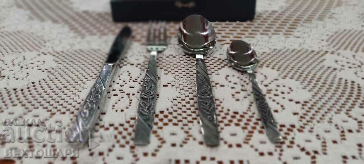 Παράδοση Αντίκες ρωσικά μαχαιροπίρουνα Παράδοση Αντίκες ρωσικά μαχαιροπίρουνα