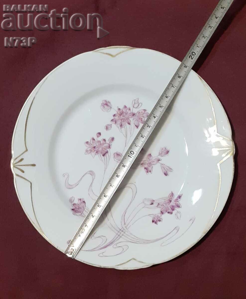 OLD PORCELAIN PLATE. HAND PAINTED. - 5 OLD PORCELAIN PLATE. HAND PAINTED. - 5