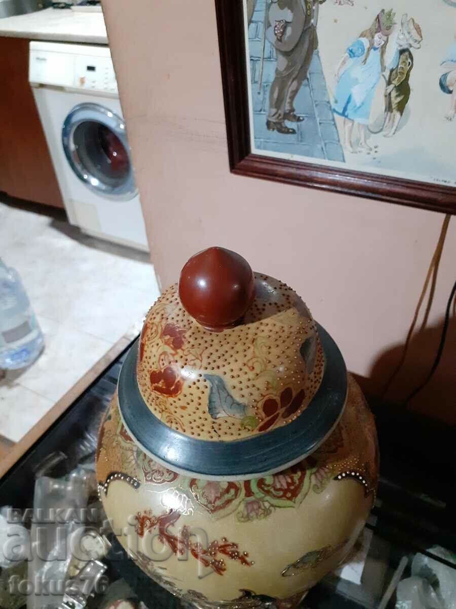 Auction Satsuma Satsuma old large vase jar porcelain seal Auction Satsuma Satsuma old large vase jar porcelain seal