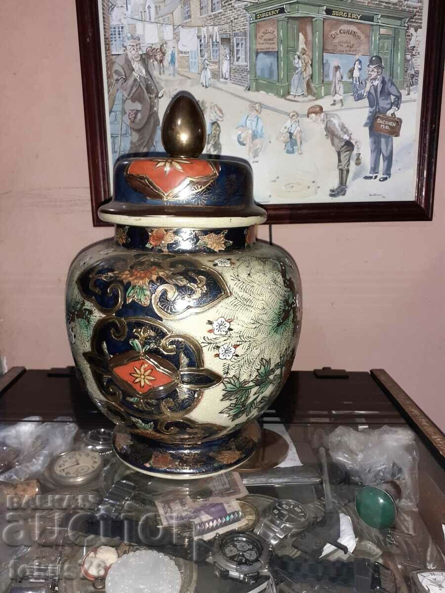 Satsuma Satsuma old large vase jar porcelain mark with price 900.00 BGN | € 460.16 Satsuma Satsuma old large vase jar porcelain mark with price 900.00 BGN | € 460.16