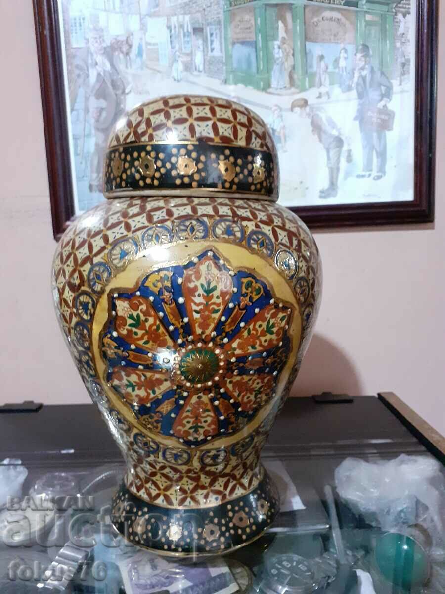 Auction Satsuma Satsuma old large vase jar porcelain Auction Satsuma Satsuma old large vase jar porcelain