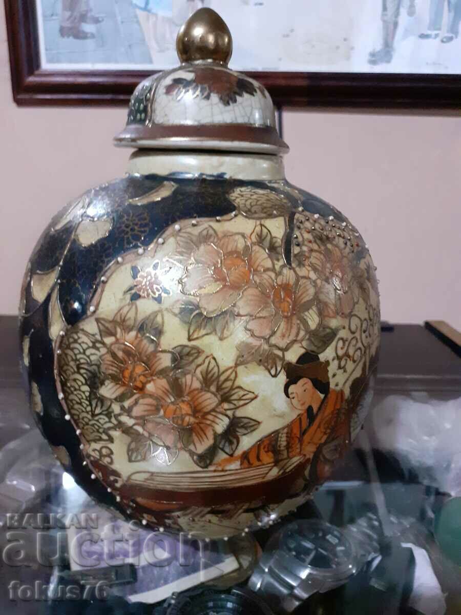 Auction  Satsuma Satsuma old vase jar porcelain marked