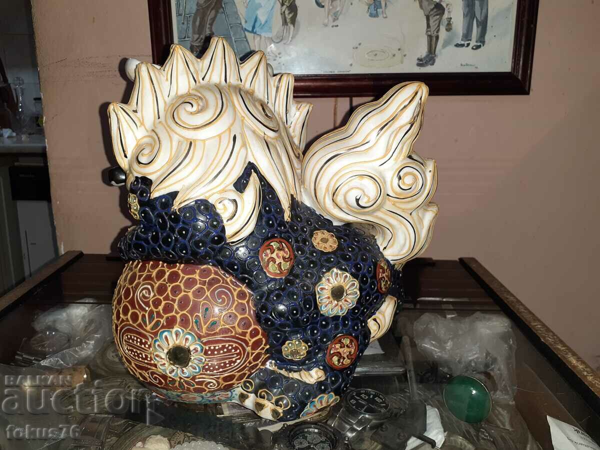 Satsuma Satsuma Kutani Old porcelain figure dragon dog fu with price 1290.00 BGN | € 659.57 Satsuma Satsuma Kutani Old porcelain figure dragon dog fu with price 1290.00 BGN | € 659.57