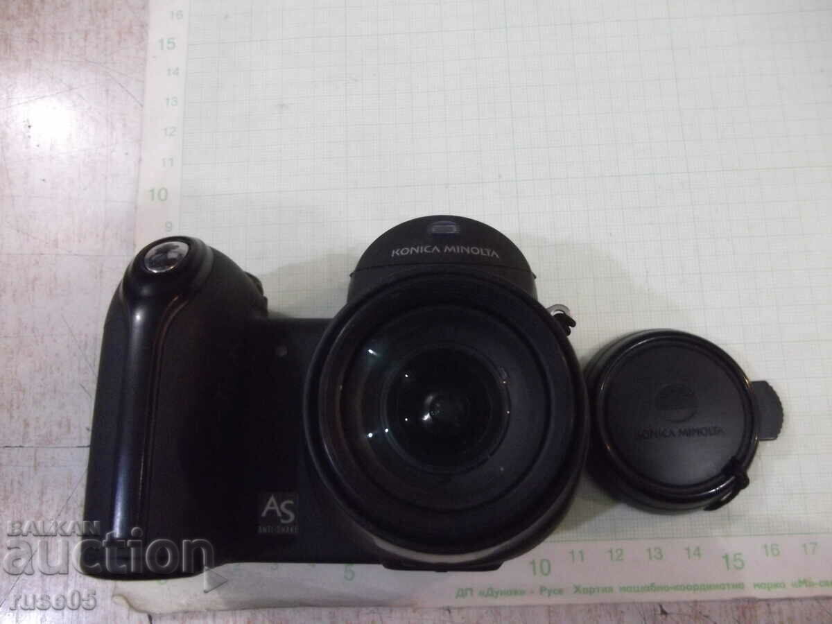 Η κάμερα "KONICA MINOLTA DIMAGE Z3" λειτουργεί