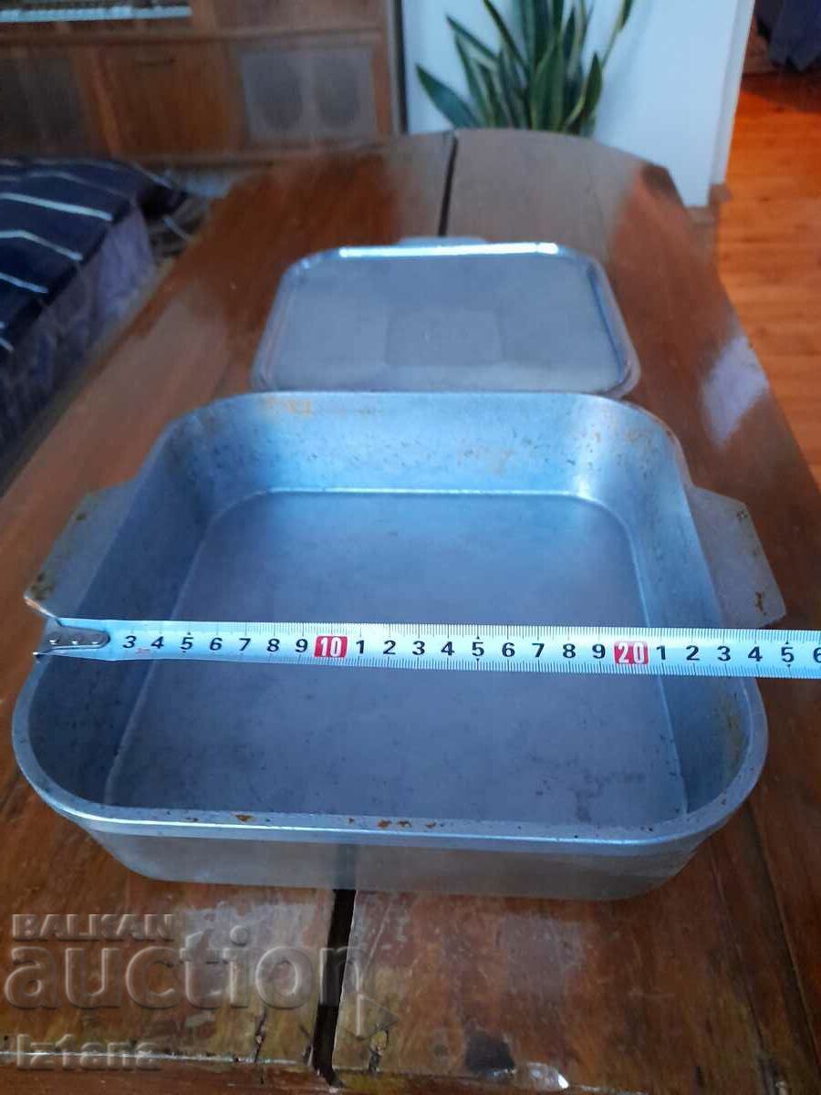 Delivery of Old aluminum pot Delivery of Old aluminum pot