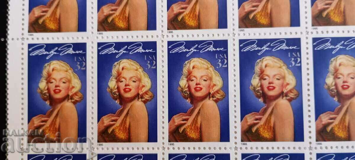 Livrarea Marilyn Monroe: Legends of Hollywood Full 20 x 32 Sheet Livrarea Marilyn Monroe: Legends of Hollywood Full 20 x 32 Sheet