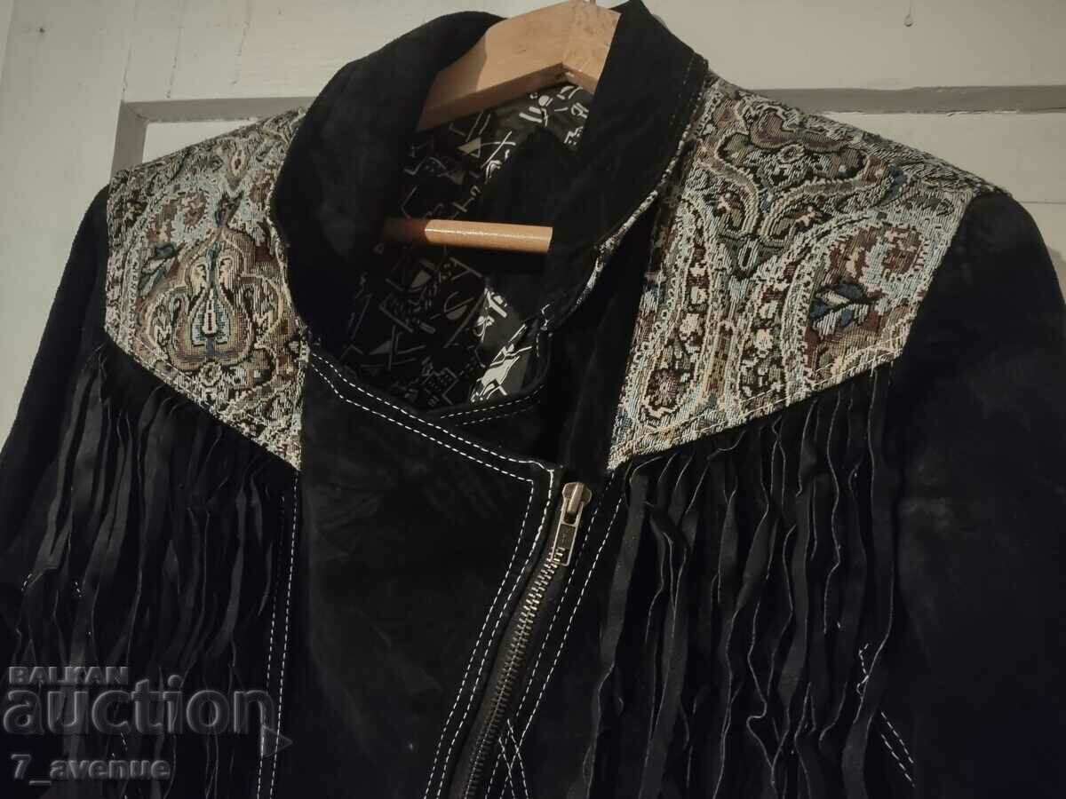 JACĂ piele cu damasc, franjuri, Vintage, 29.11.23 cu preț 49.00 BGN | € 25.05 JACĂ piele cu damasc, franjuri, Vintage, 29.11.23 cu preț 49.00 BGN | € 25.05