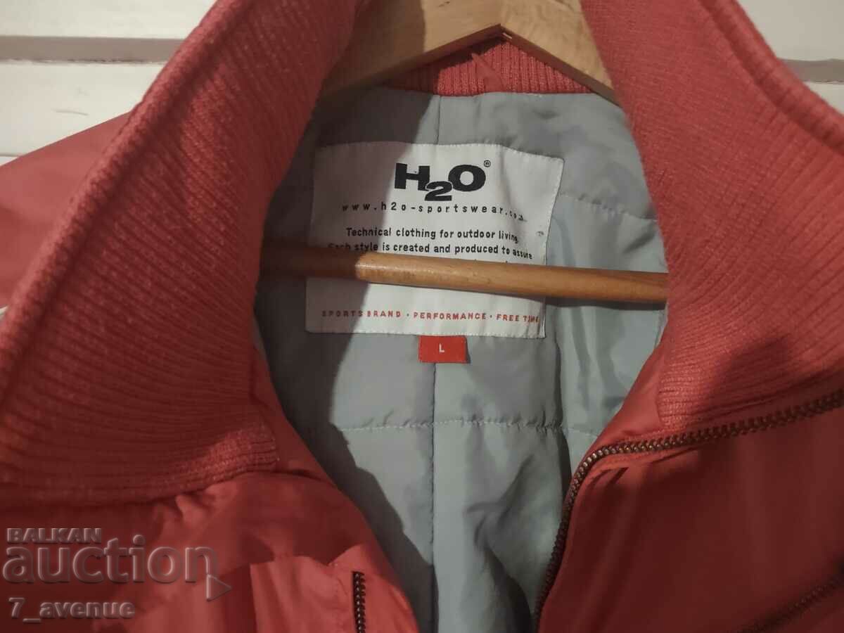 Livrarea Geaca sport dama, eleganta, 29/11/23