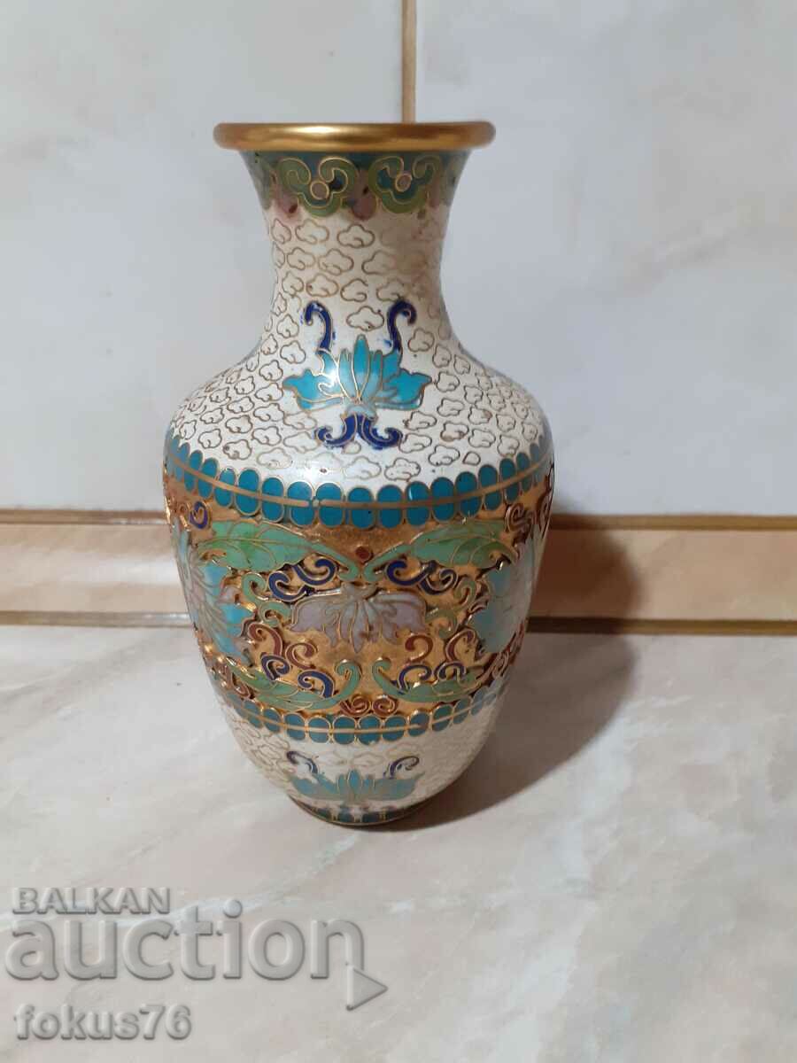 Cloisonne Cloisonne old vase bronze cellular enamel with price 219.00 BGN | € 111.97 Cloisonne Cloisonne old vase bronze cellular enamel with price 219.00 BGN | € 111.97