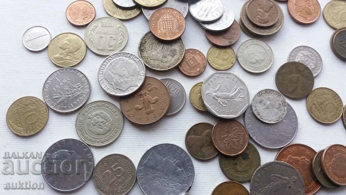 Delivery of A COLLECTION OF 70 COINS FROM AROUND THE WORLD Delivery of A COLLECTION OF 70 COINS FROM AROUND THE WORLD