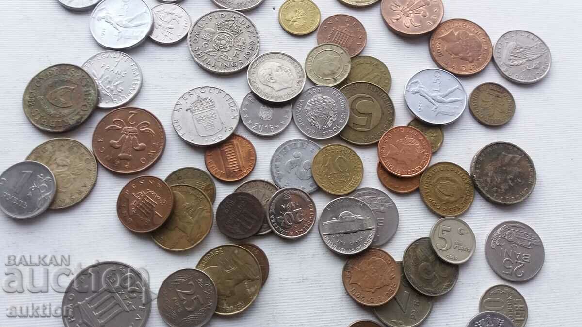 A COLLECTION OF 60 COINS FROM AROUND THE WORLD - 6