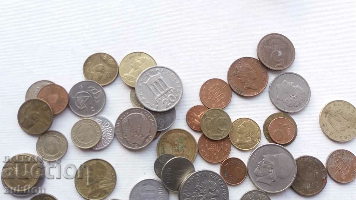 Auction  A COLLECTION OF 60 COINS FROM AROUND THE WORLD
