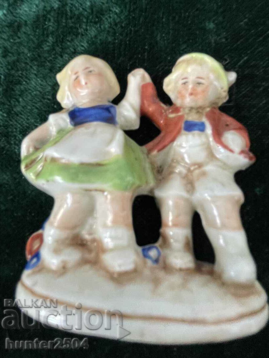 Auction  Knight and lady-6/5, cm marked