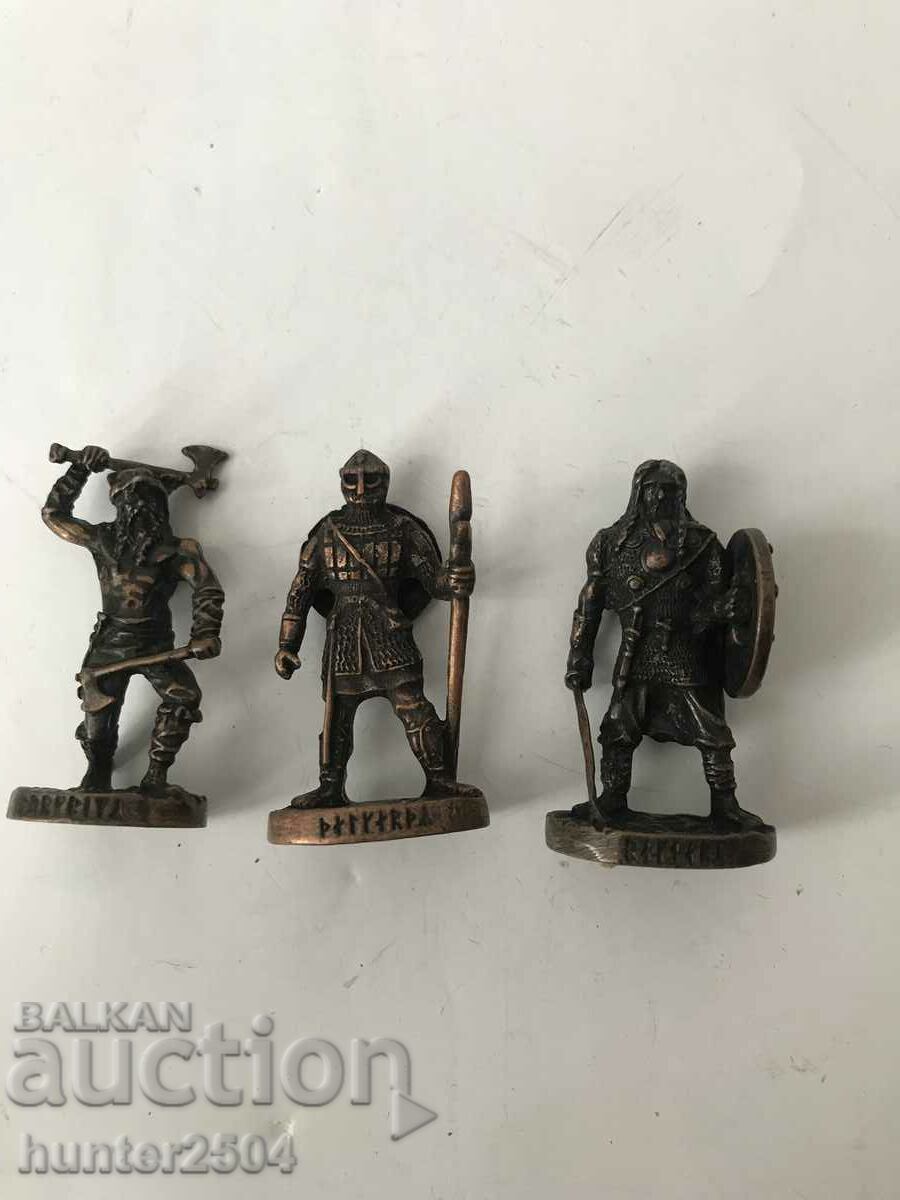 Φιγούρες Kinder-3 τεμ., μεταλλικό