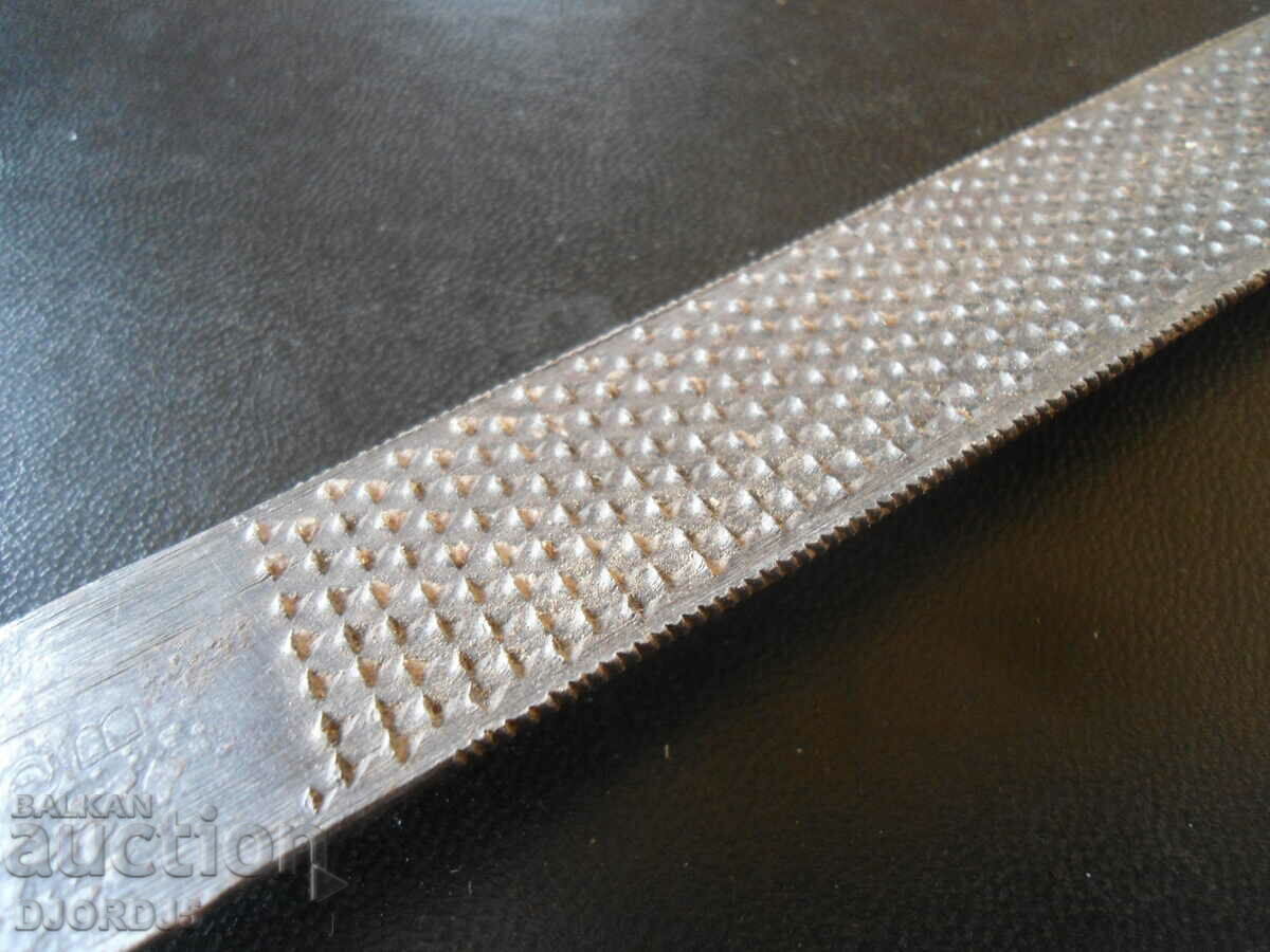 Old woodworking saw, half round with price 4.00 BGN | € 2.05 Old woodworking saw, half round with price 4.00 BGN | € 2.05