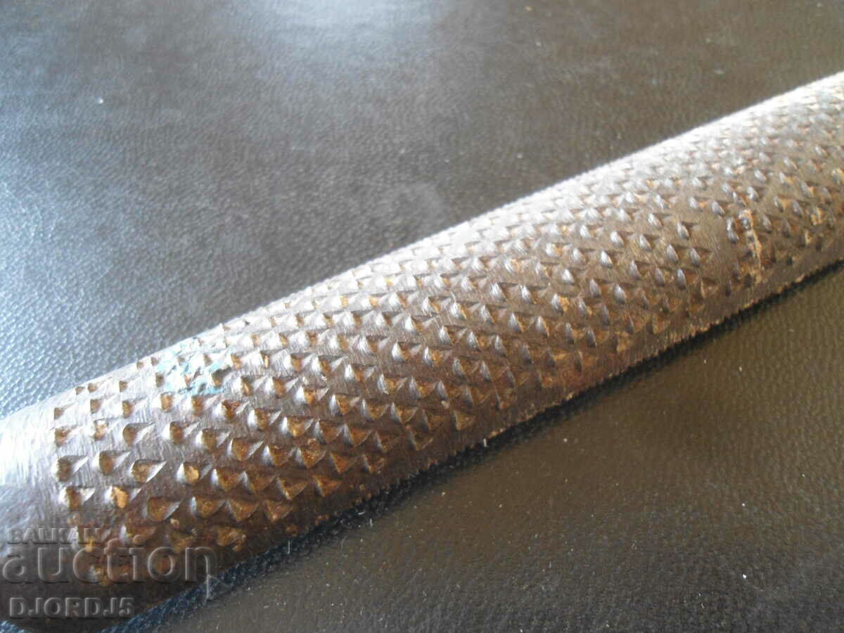 Auction Old woodworking saw, half round Auction Old woodworking saw, half round