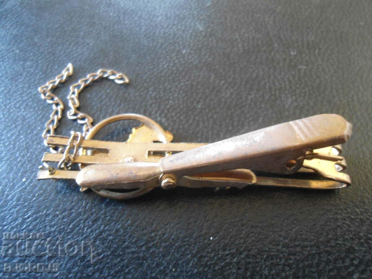 Licitație Veche insignă Licitație Veche insignă