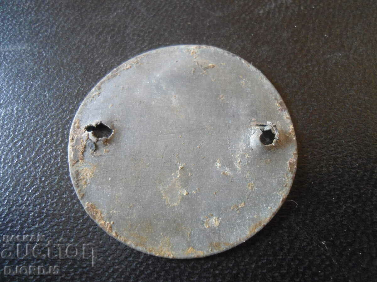 Delivery of Old emblem from sewing machine "LADA" Delivery of Old emblem from sewing machine "LADA"