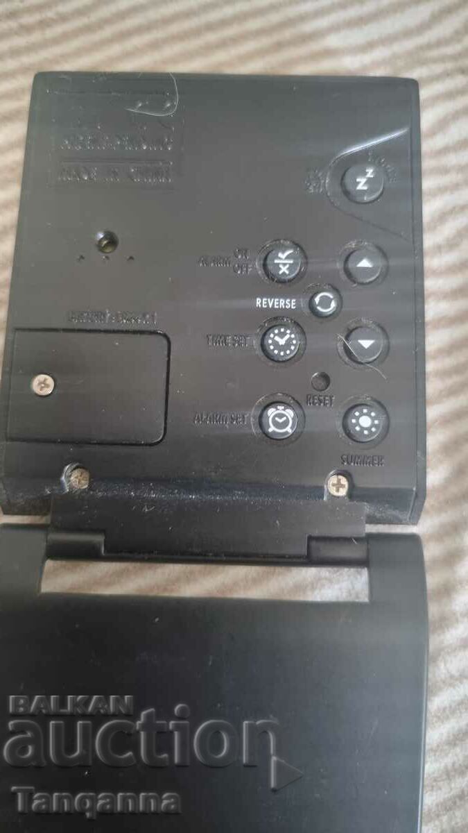 Auction  David's alarm clock