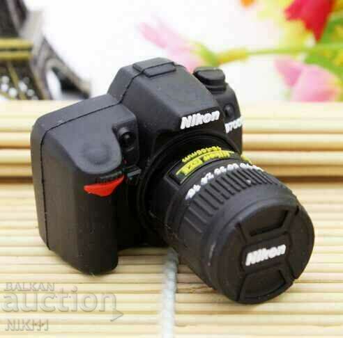 Μονάδα flash USB 32 GB σε σχήμα κάμερας Nikon