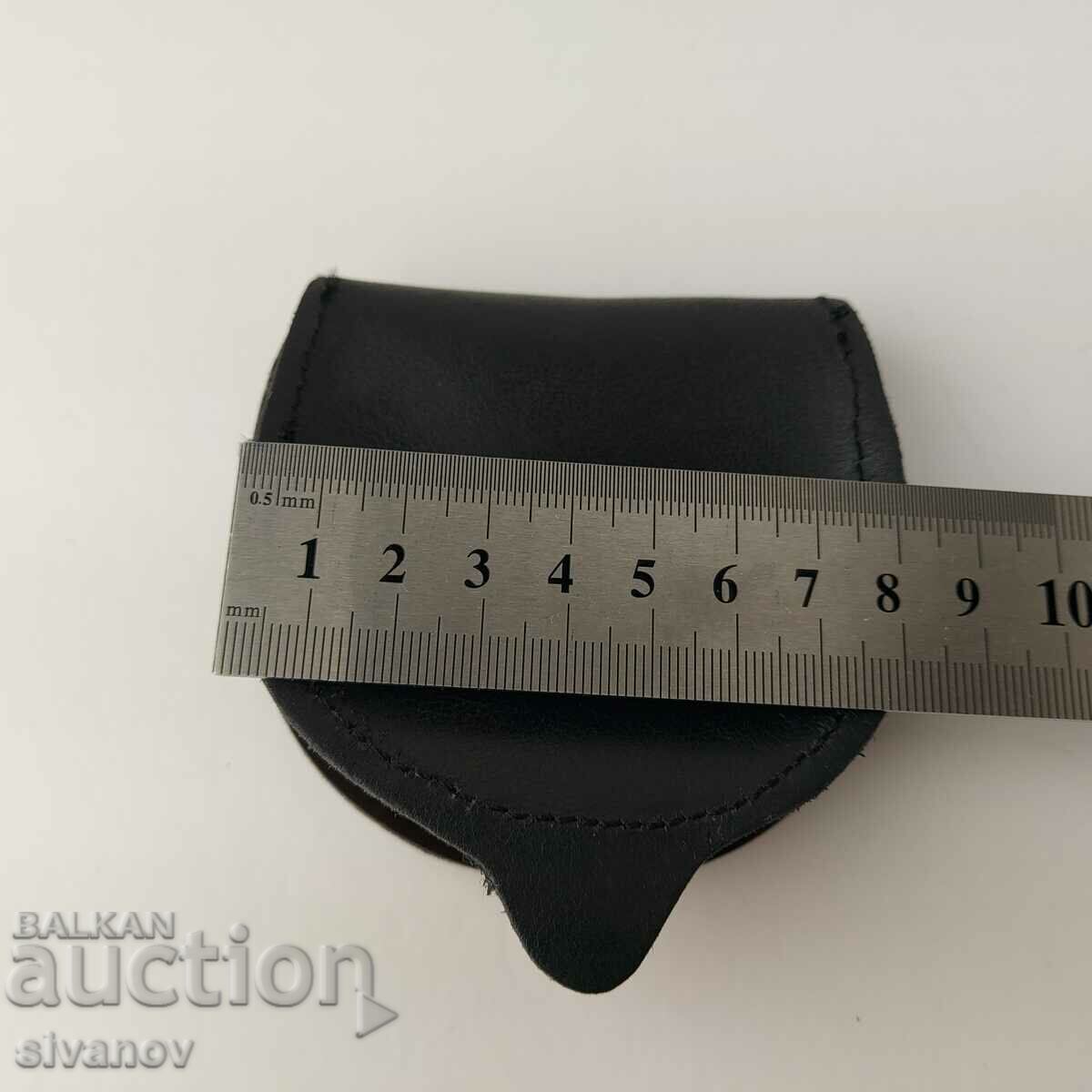 Delivery of Leather Horseshoe Coin Wallet with Coin Tray #5453 Delivery of Leather Horseshoe Coin Wallet with Coin Tray #5453