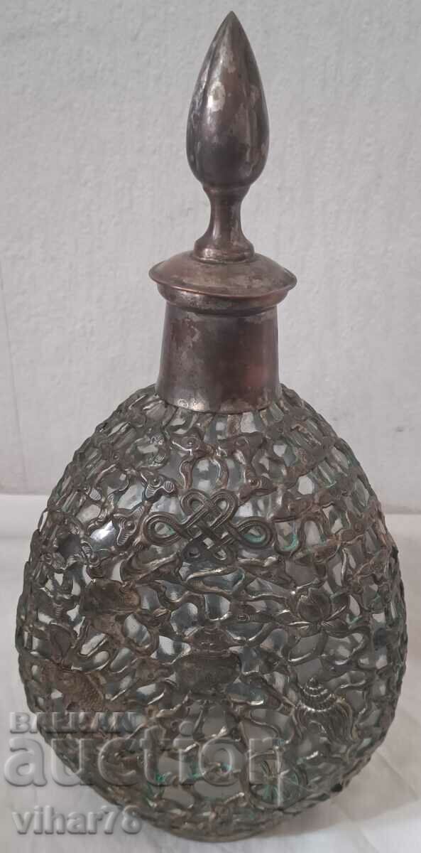 Античен китайски посребрен бронзов стъклен декантер за уйски