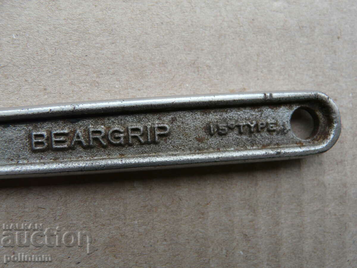 Auction Old Dutch wrench - small size Auction Old Dutch wrench - small size