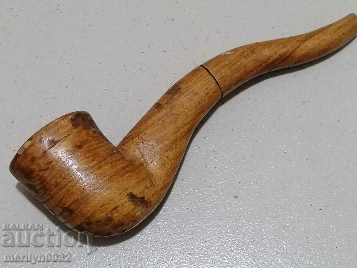 Old pipe, chibuk, calumet with price 35.00 BGN | € 17.90 Old pipe, chibuk, calumet with price 35.00 BGN | € 17.90