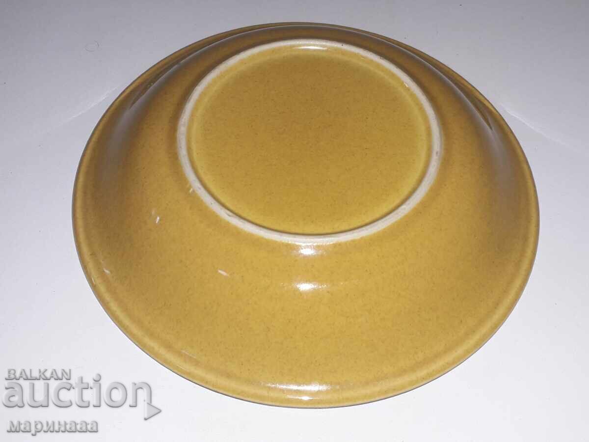 OLD CUP. PORCELAIN with price 2.00 BGN | € 1.02 OLD CUP. PORCELAIN with price 2.00 BGN | € 1.02