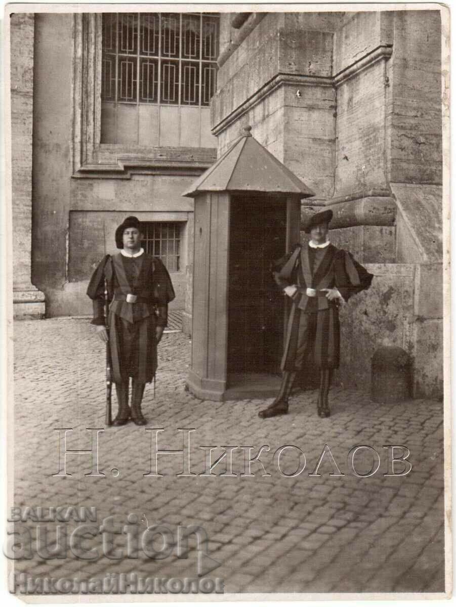 1931 OLD PHOTO ROME VATICAN SWISS GUARDS G446 1931 OLD PHOTO ROME VATICAN SWISS GUARDS G446