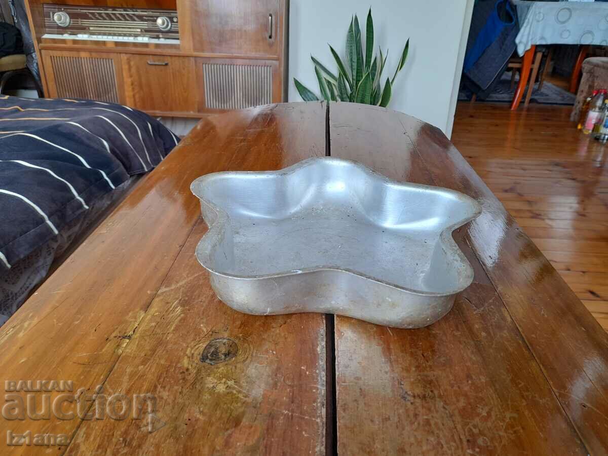 Old aluminum cake pan Old aluminum cake pan