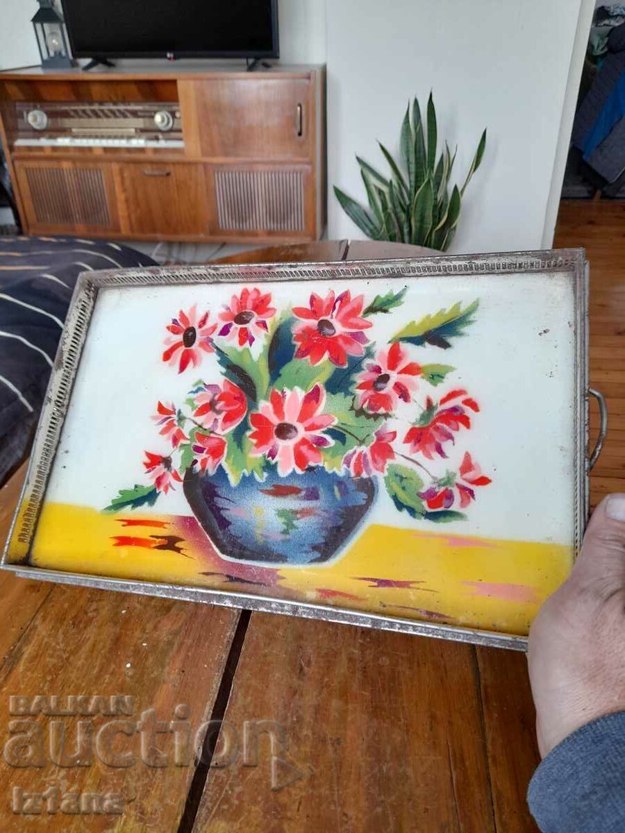 Delivery of Old tray Delivery of Old tray