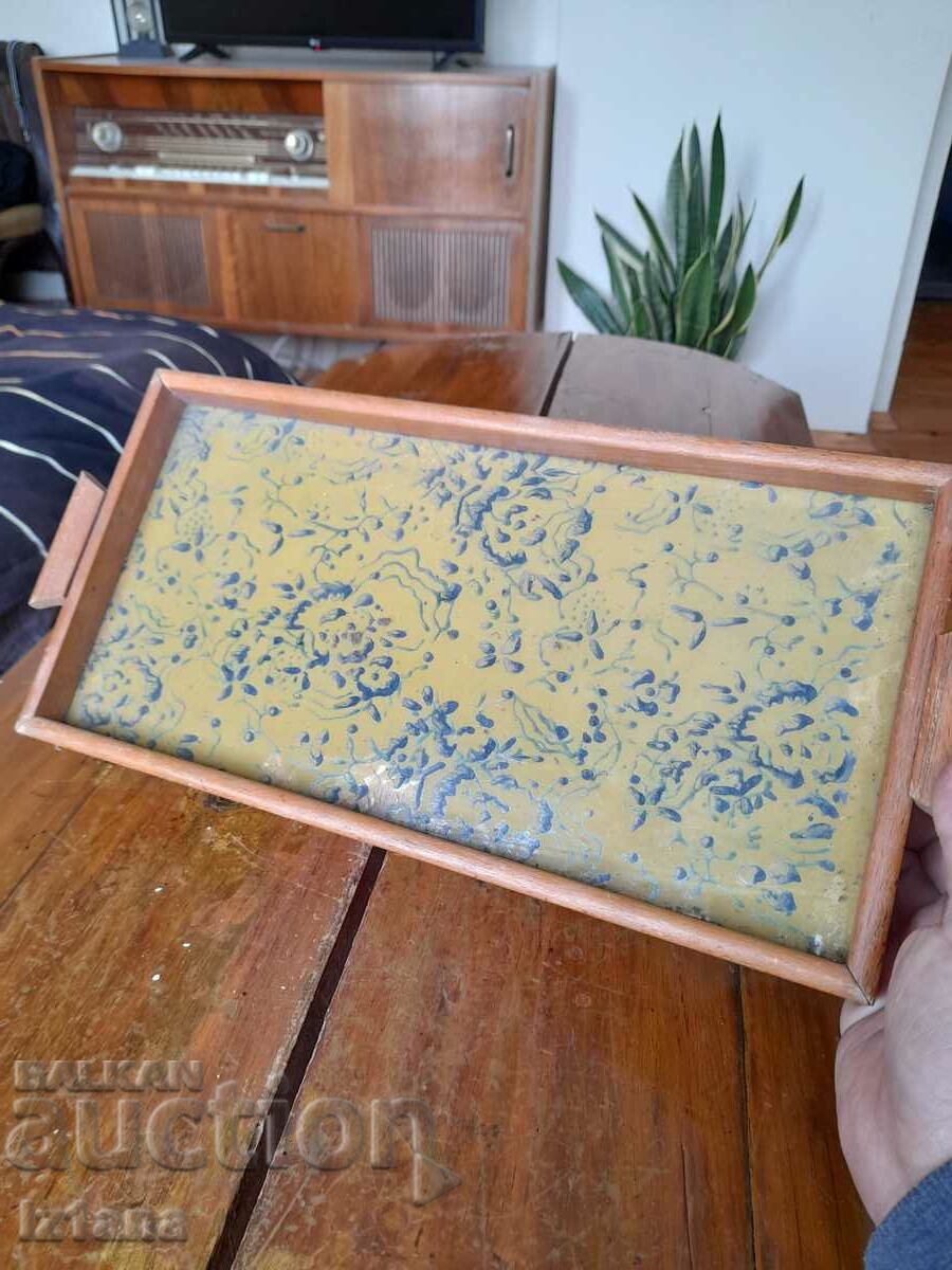 Delivery of Old tray Delivery of Old tray