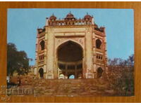KARTICHKA, India - „Poarta Victoriei” în Fatehpur Sikri