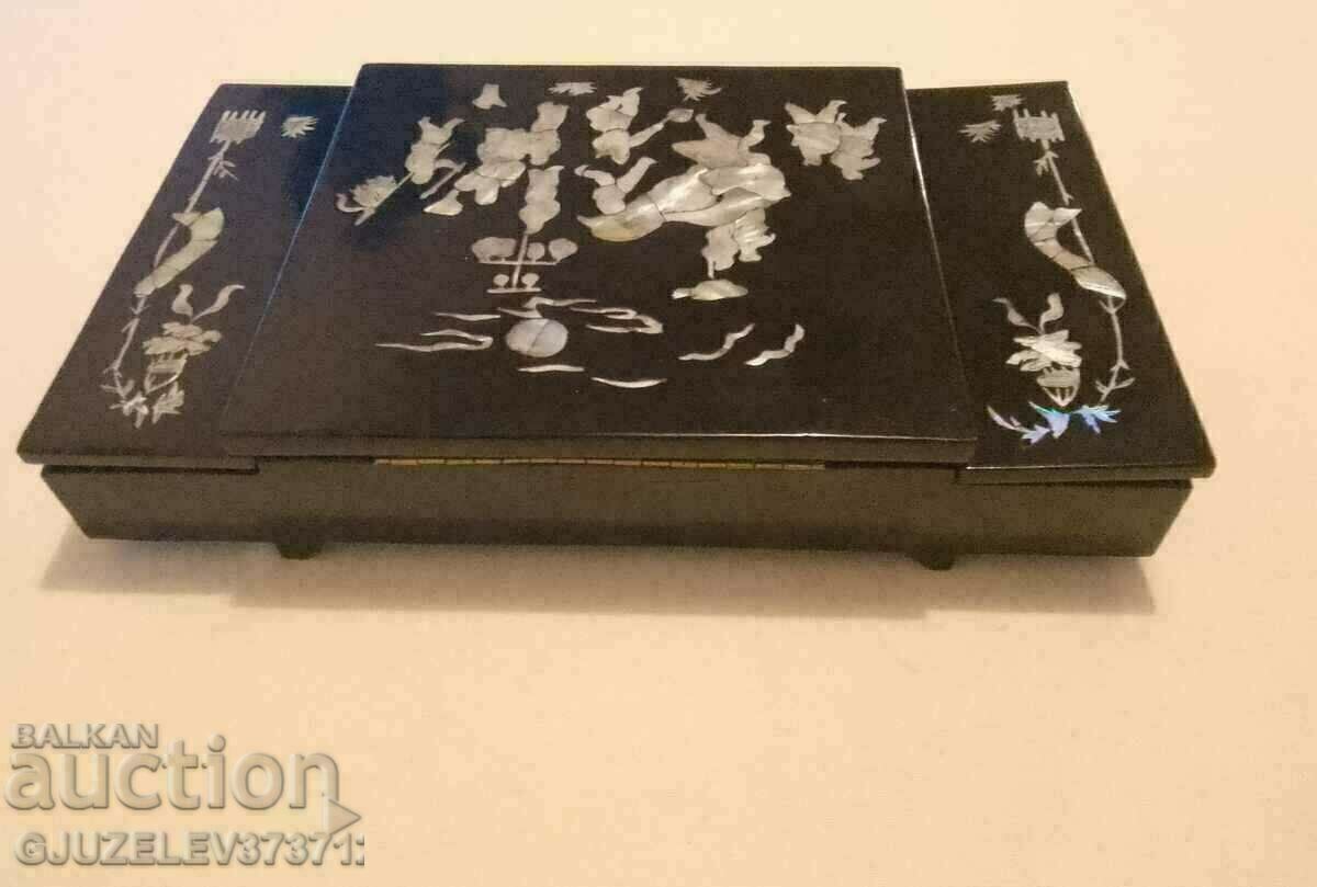 Auction Old Handmade Mother of Pearl Inlaid Jewelry Box, Auction Old Handmade Mother of Pearl Inlaid Jewelry Box,