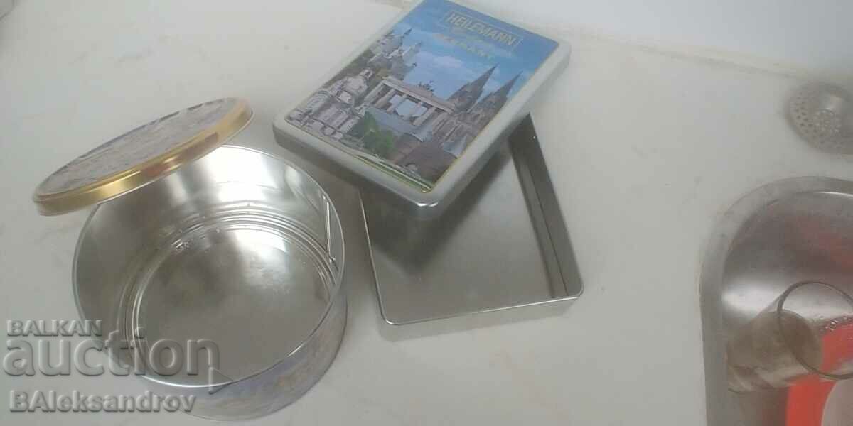 Лот метални красиви кутии за колекция с цена 8.00 лв. | € 4.09 Лот метални красиви кутии за колекция с цена 8.00 лв. | € 4.09