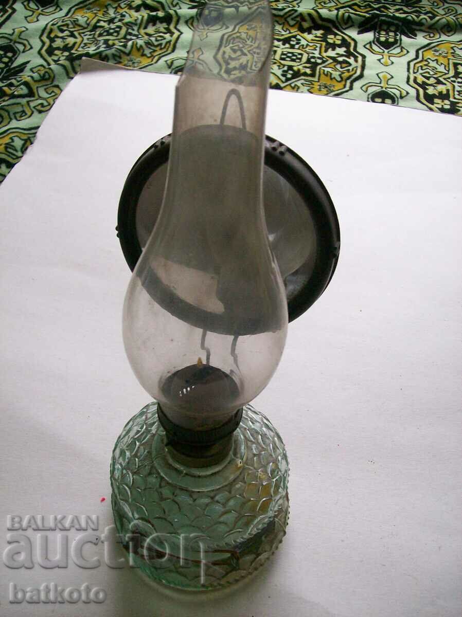 O lampă cu gaz foarte veche