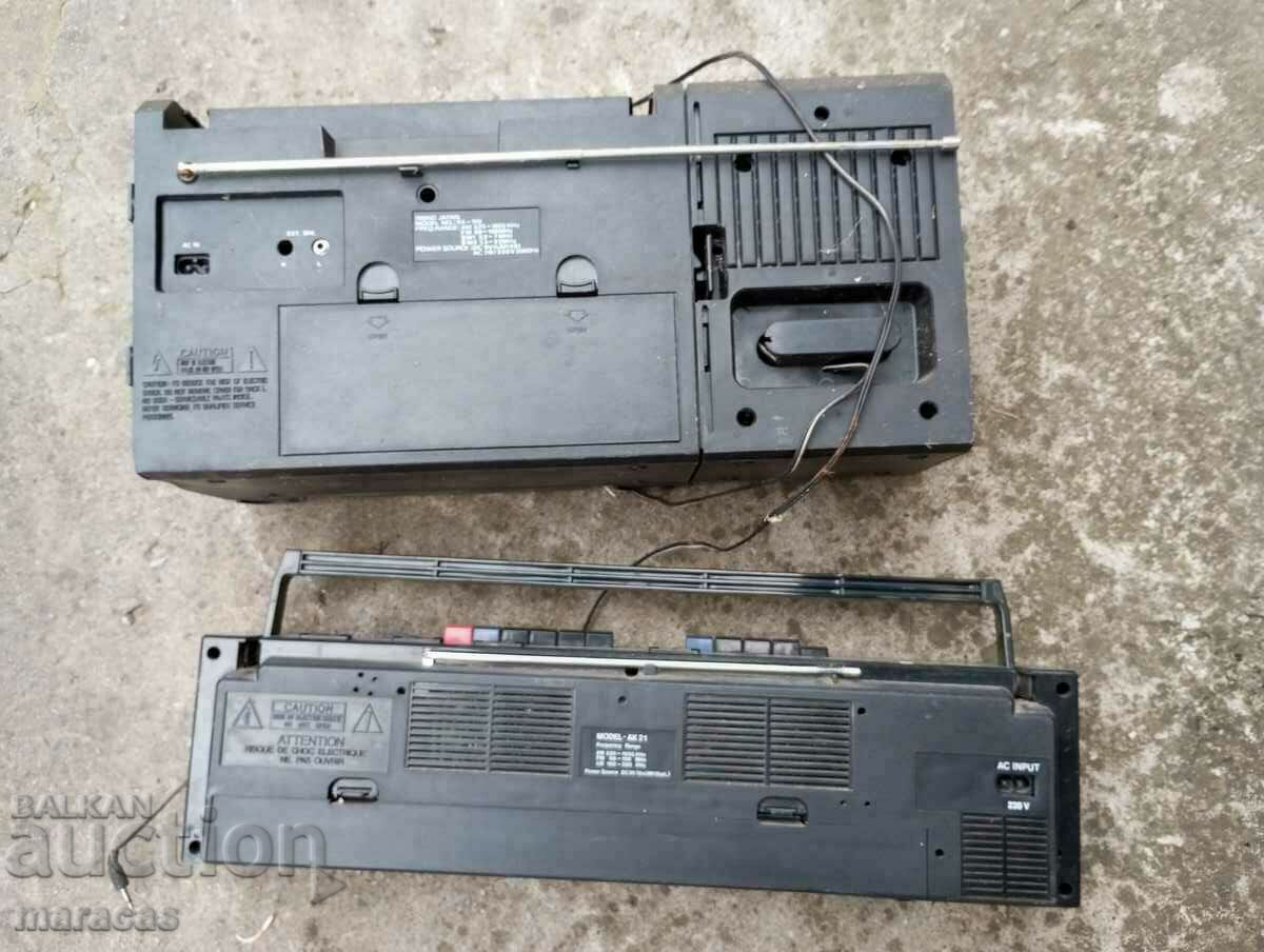 Old radio cassette players with price 20.00 BGN | € 10.23 Old radio cassette players with price 20.00 BGN | € 10.23