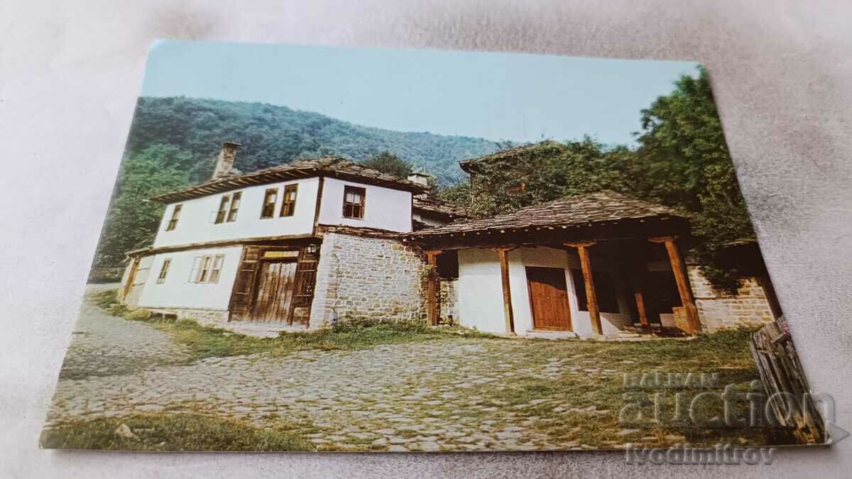 Пощенска картичка Боженци Свещолеярната 1988