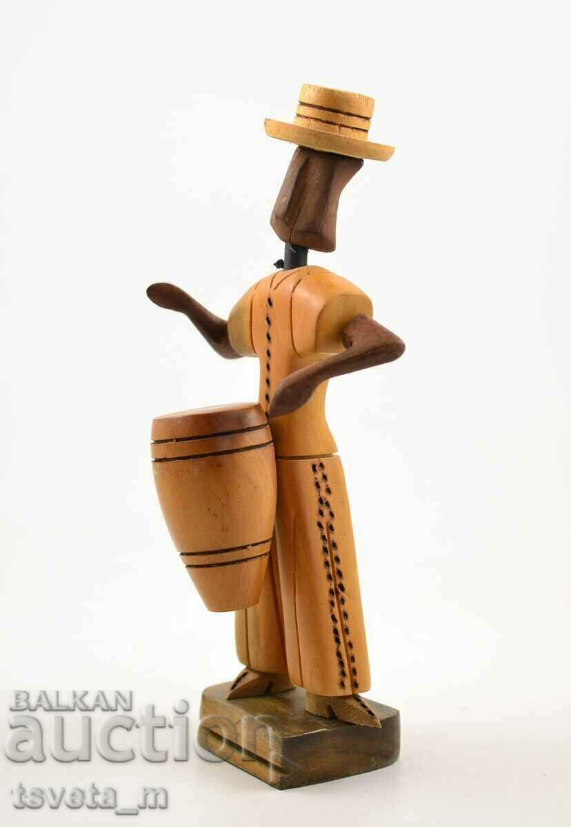 Figurine vintage din lemn lucrate manual cu preț 15.00 BGN | € 7.67