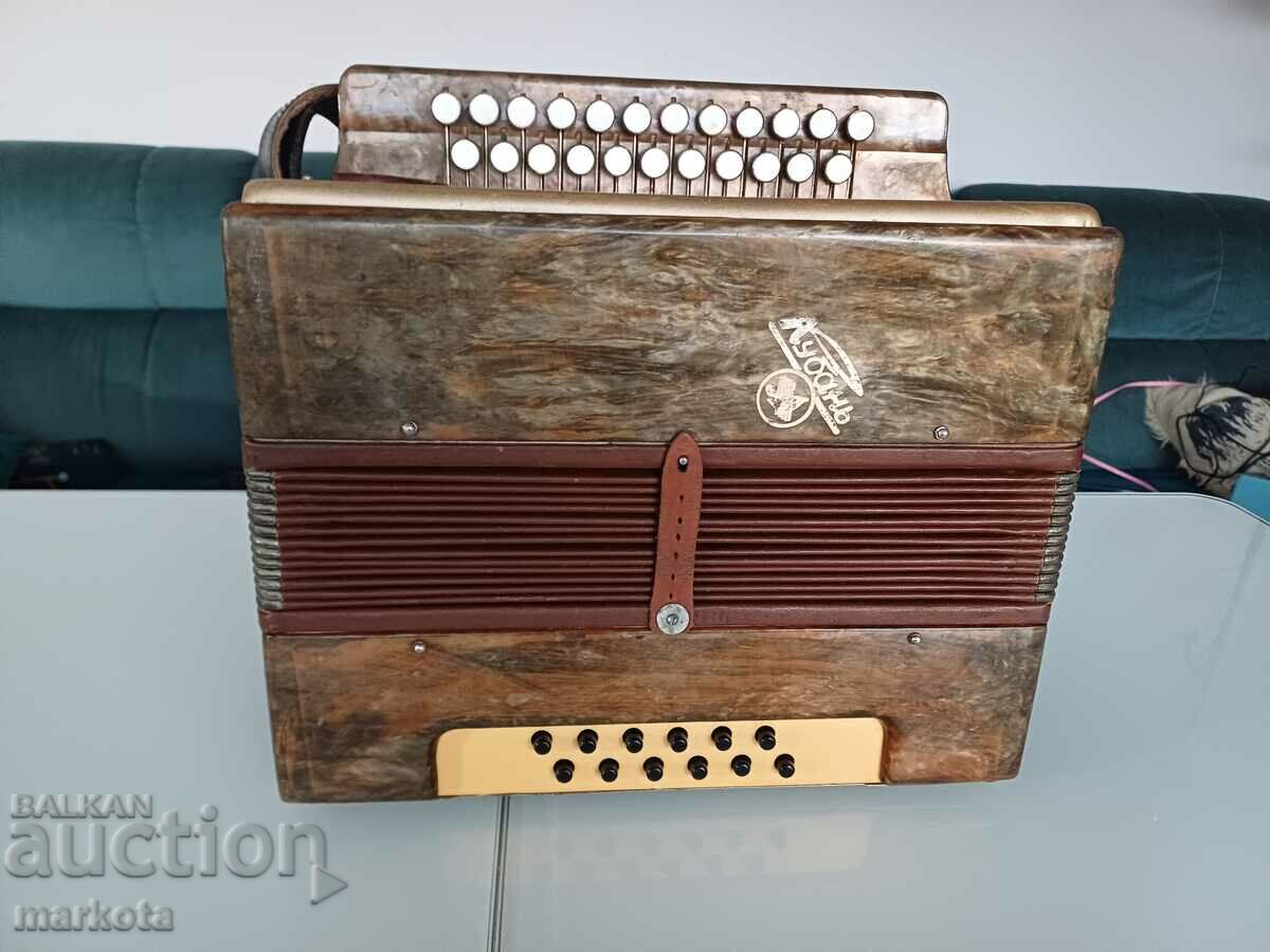 Russian children's accordion - accordion - "Kuban"