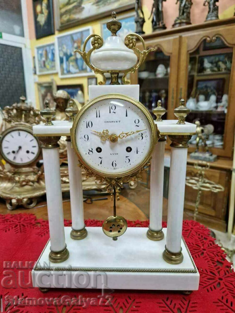 Beautiful antique French fireplace clock