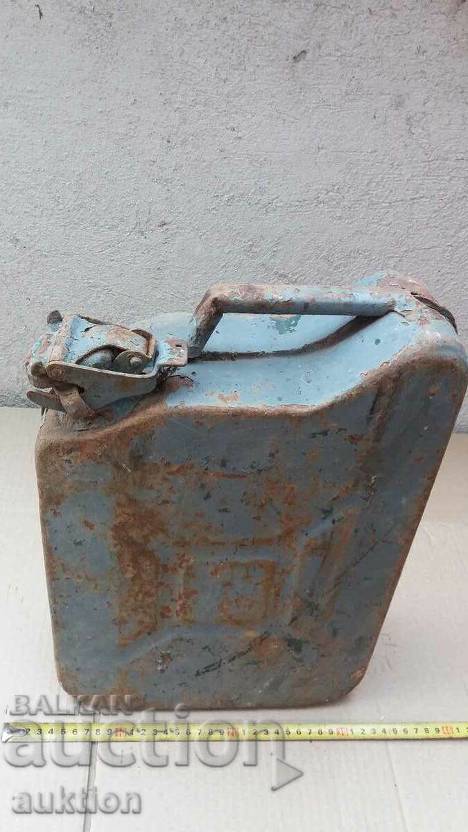METAL CAN FOR FUEL - 10 LITERS with price 9.99 BGN | € 5.11 METAL CAN FOR FUEL - 10 LITERS with price 9.99 BGN | € 5.11