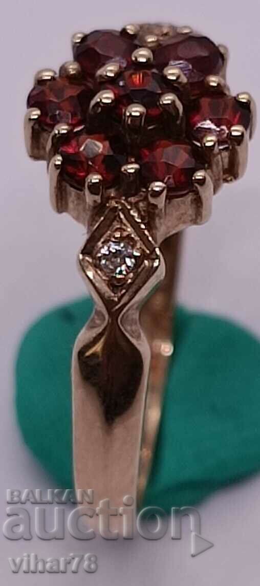 Delivery of 9K GOLD RING WITH GARNET Delivery of 9K GOLD RING WITH GARNET
