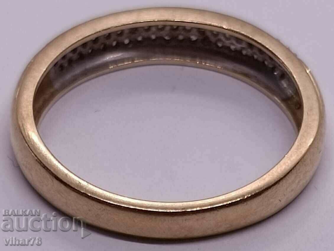 9K GOLD RING WITH DIAMONDS - 6 9K GOLD RING WITH DIAMONDS - 6